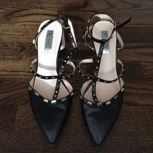 EMBELLISHED KITTEN HEEL